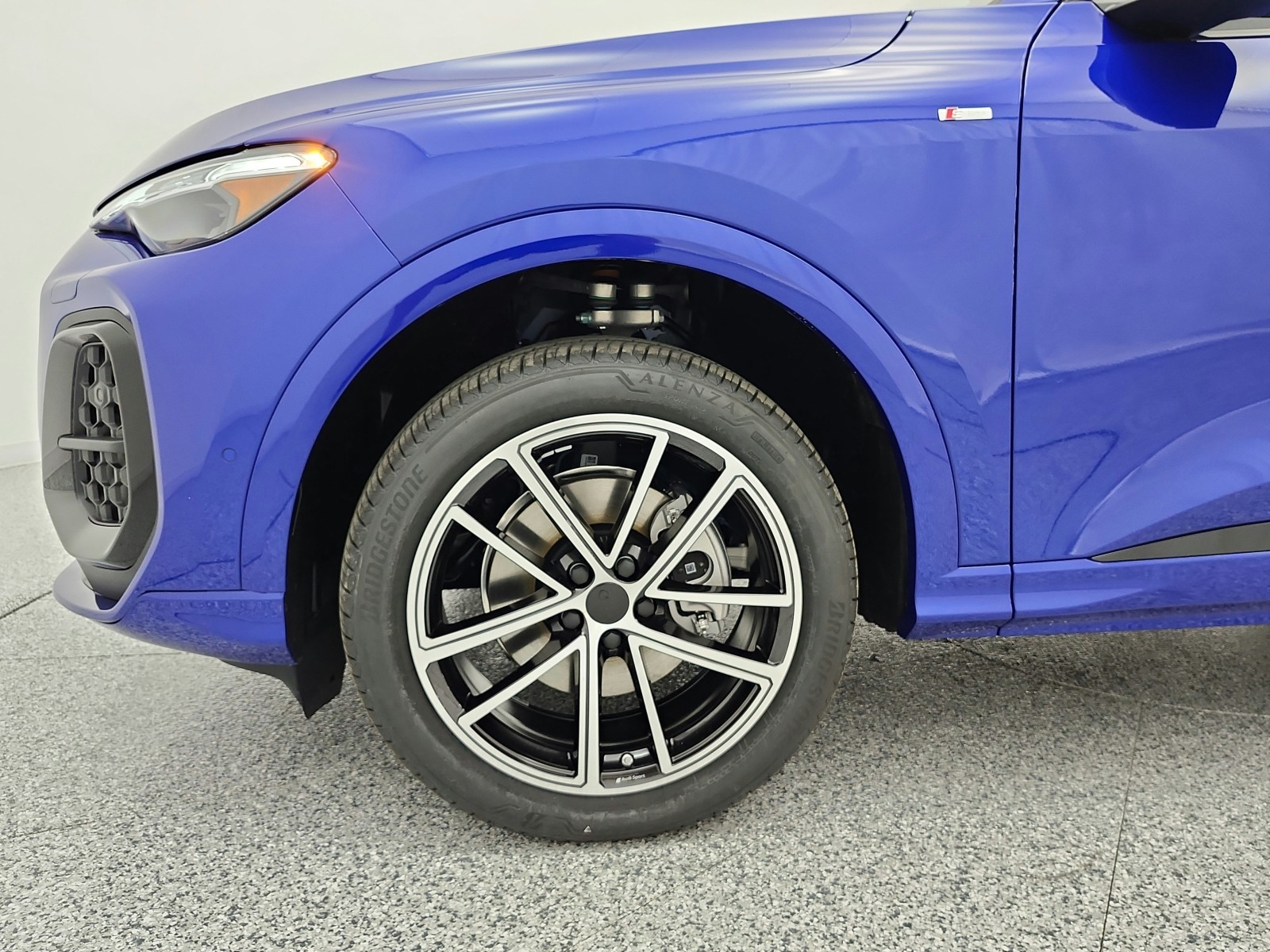 New 2026 Ultra Blue Metallic Audi Premium Plus 2.0 TFSI quattro image 13