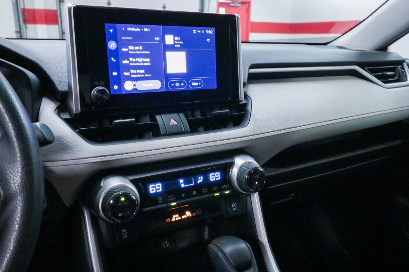 Used Car 2023 Toyota Rav4  Xle For Sale Under $30,000 In Austin, Texas