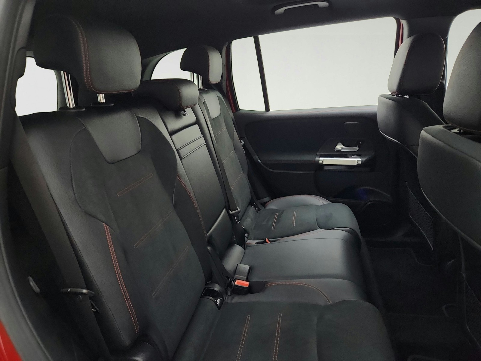 Used 2023 MANUFAKTUR Patagonia Red Metallic Mercedes-Benz EQB 350 image 31
