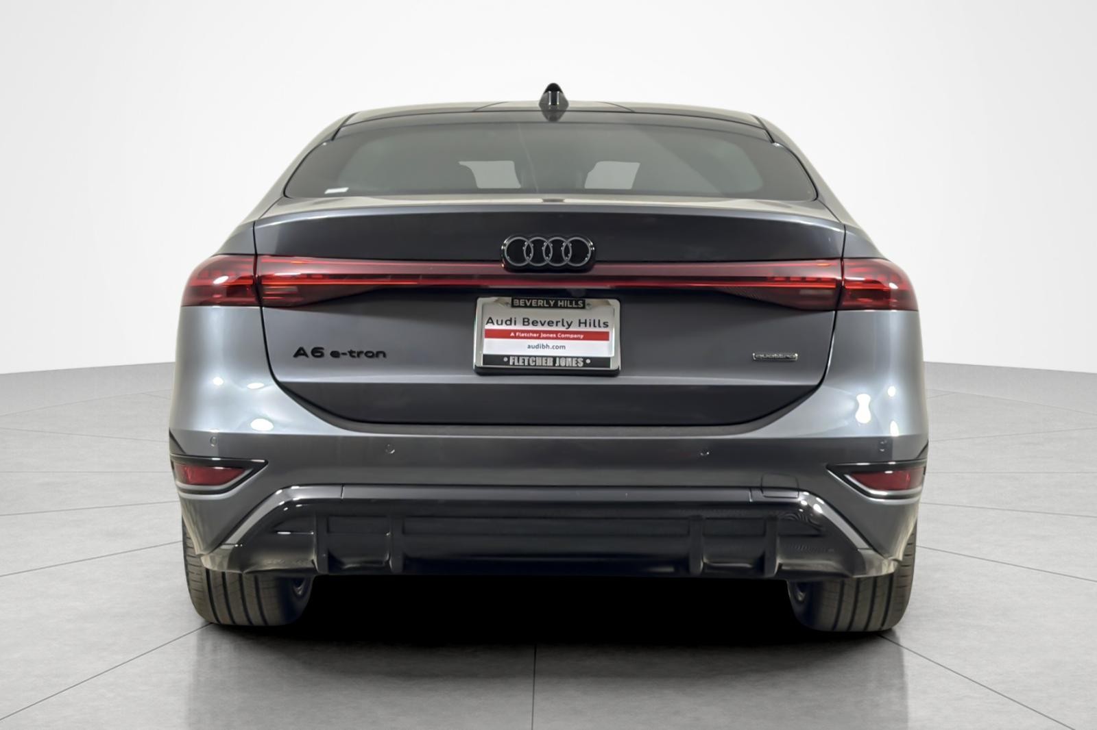 New 2027 Daytona Gray Pearl Effect Audi Premium Plus quattro image 5