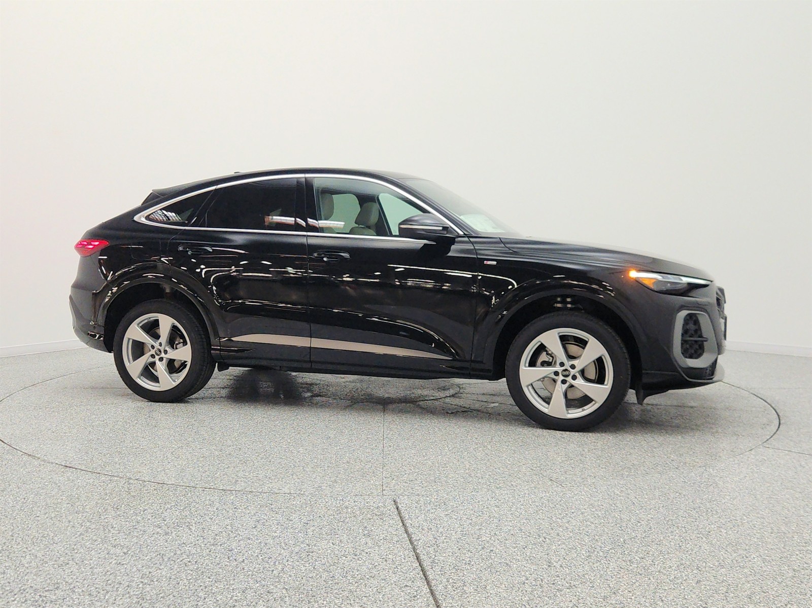 New 2026 Mythos Black Metallic Audi Premium Plus 2.0 TFSI quattro image 4