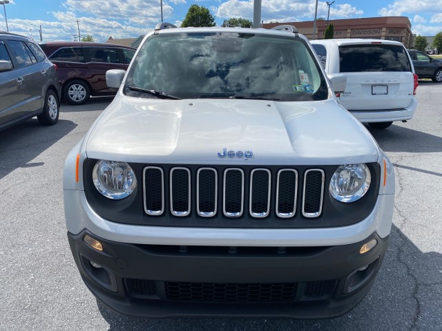 2015-Jeep-Renegade-Latitude-SUV 2015-Jeep-Renegade-Latitude-SUV