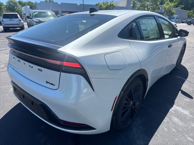 ToyotaPrius Plug-In Hybrid7