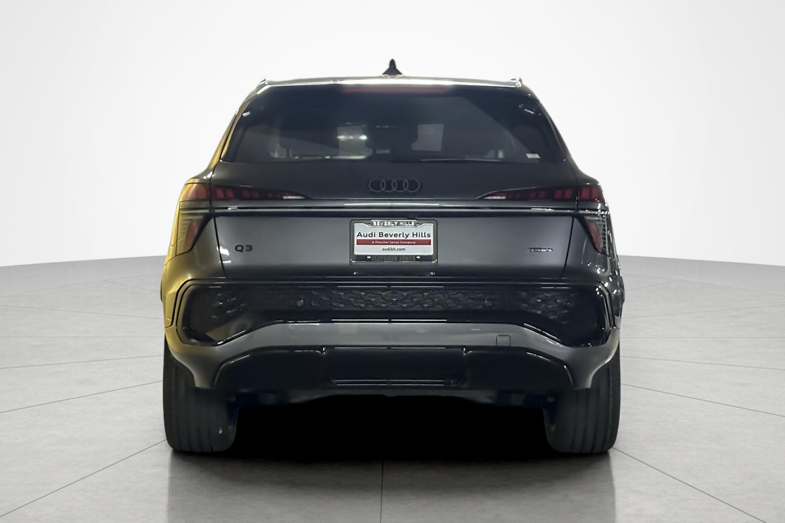 New 2026 Daytona Gray Pearl Effect Audi S line quattro image 5
