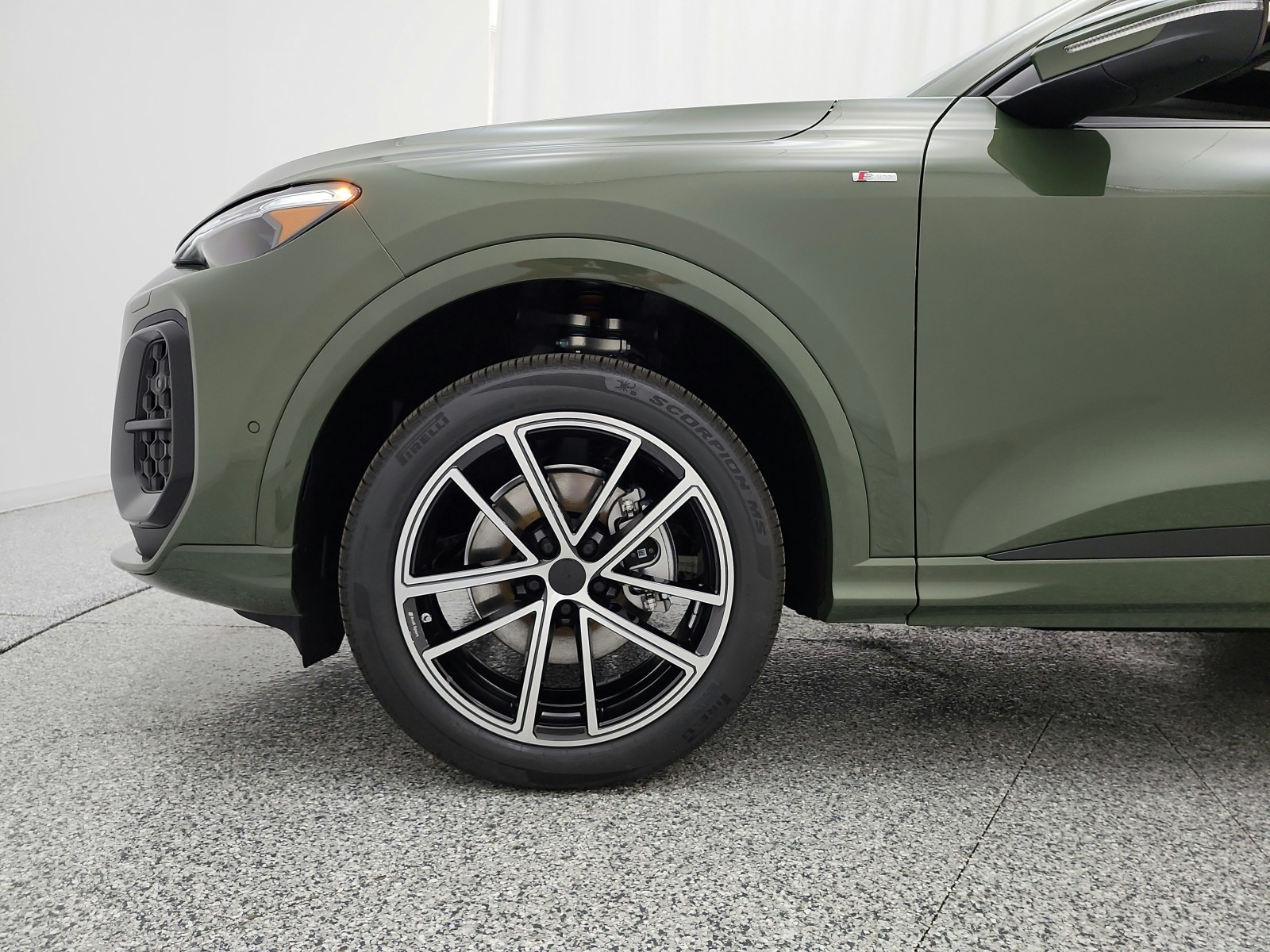 New 2026 District Green Metallic Audi Premium Plus 2.0 TFSI quattro image 13