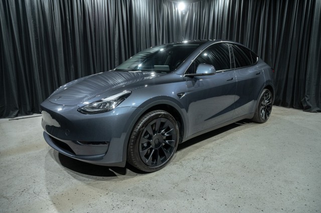 2023 Tesla Model Y Long Range AWD