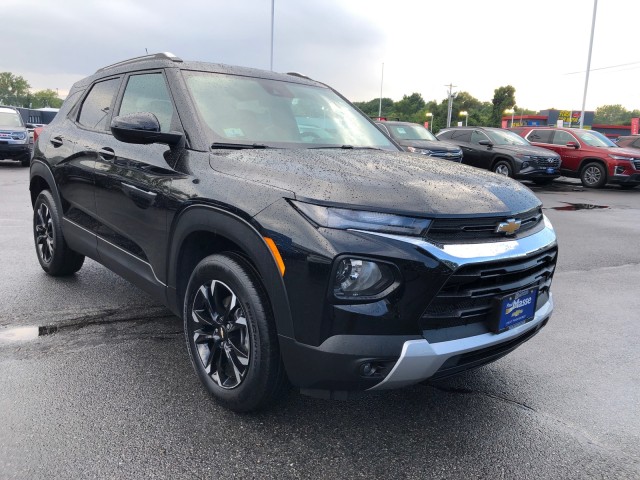 2023 Chevrolet Trailblazer LT 2