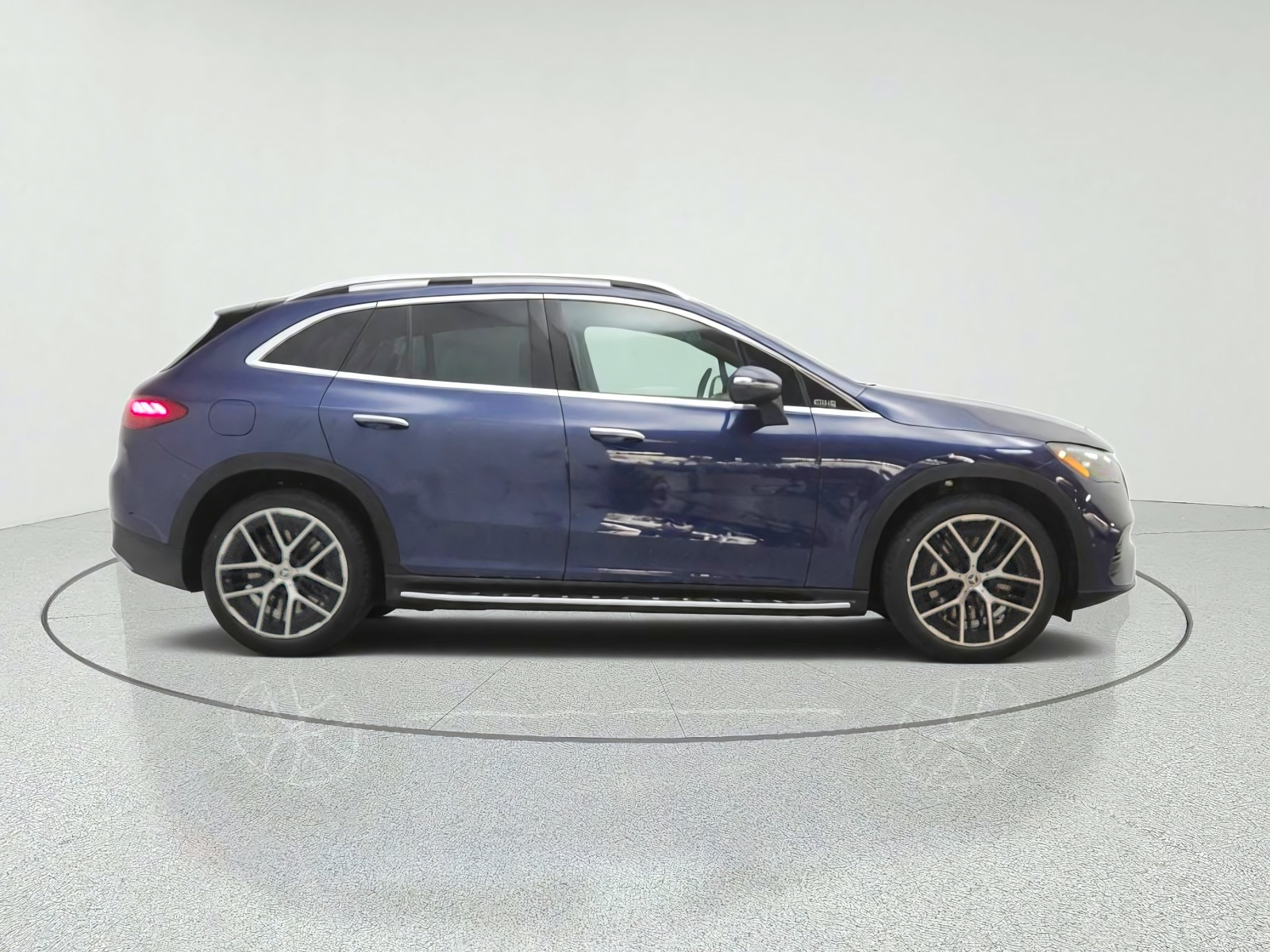 New 2027 Twilight Blue Metallic Mercedes-Benz EQE 320+ SUV image 4