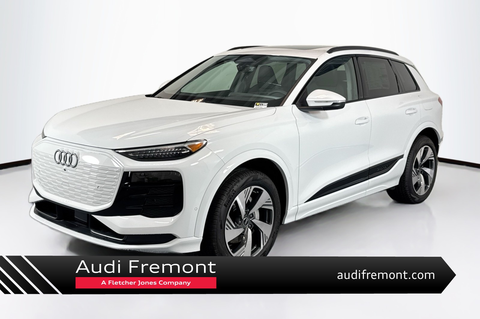 2025 Audi Q6 e-tron quattro Premium Plus