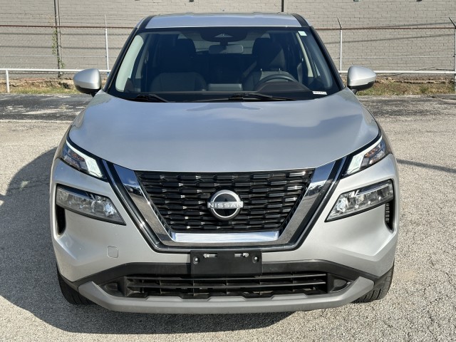 2023 Nissan Rogue SV 8