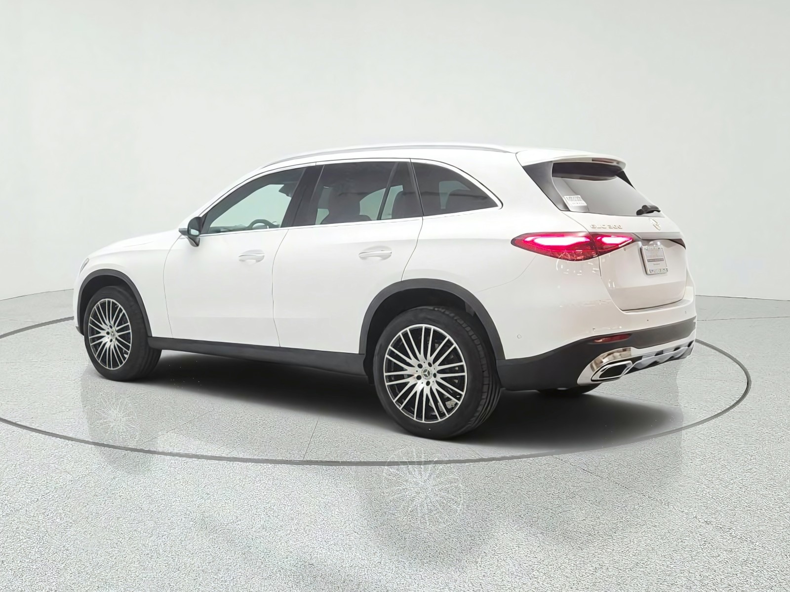 New 2027 Polar White Mercedes-Benz GLC 300 SUV image 7