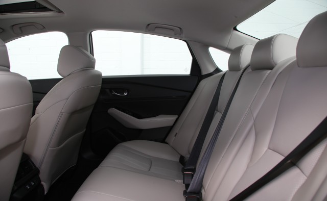 HondaAccord Hybrid18