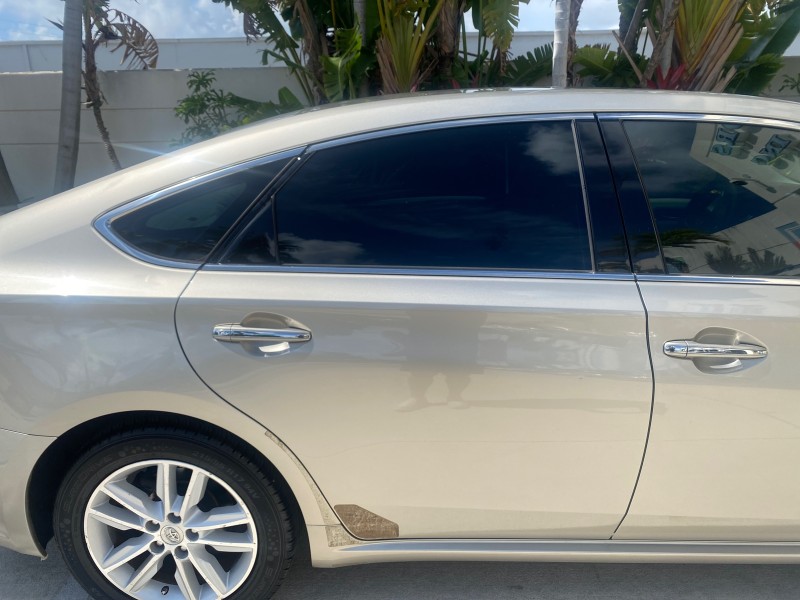 2013 Toyota Avalon XLE Premium LOW MILES 56,196 in , 