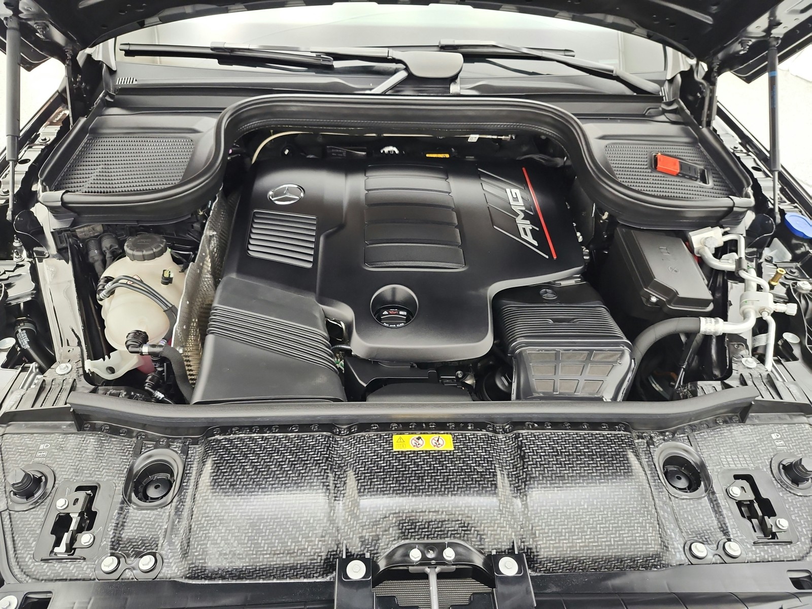 Certified Used 2026 Obsidian Black Metallic Mercedes-Benz AMG® GLE 53 4MATIC+ Coupe image 31