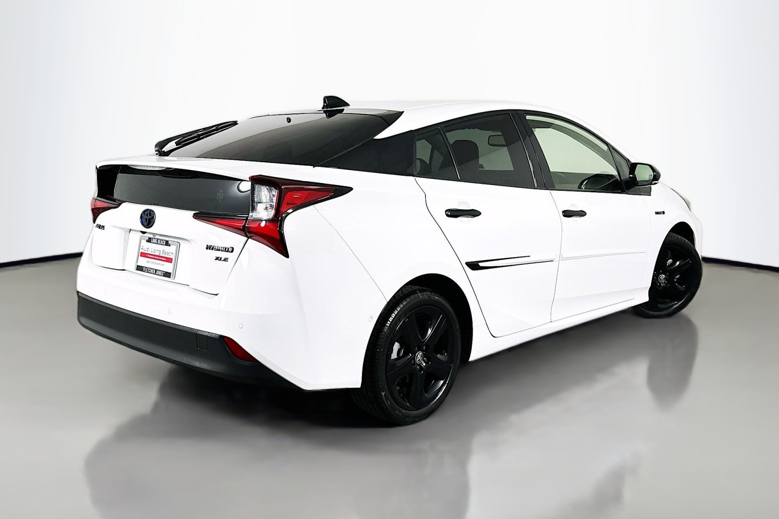 Used 2022 White Toyota Nightshade image 14