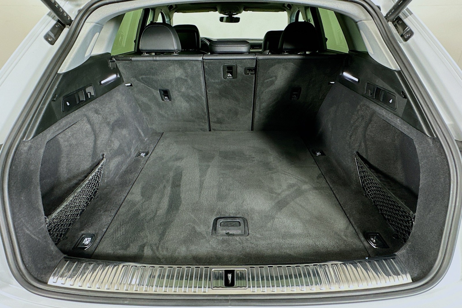 Used 2022 Glacier White Metallic Audi Premium Plus image 22