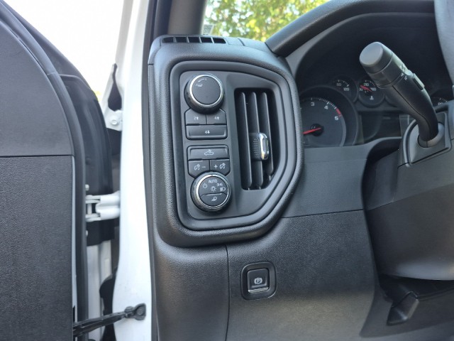 ChevroletSilverado 2500HD24