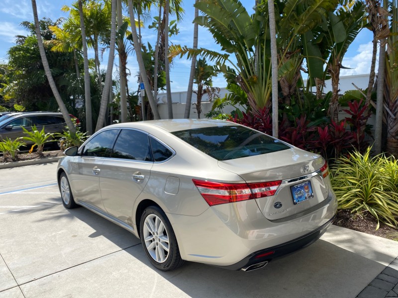 2013 Toyota Avalon XLE Premium LOW MILES 56,196 in , 