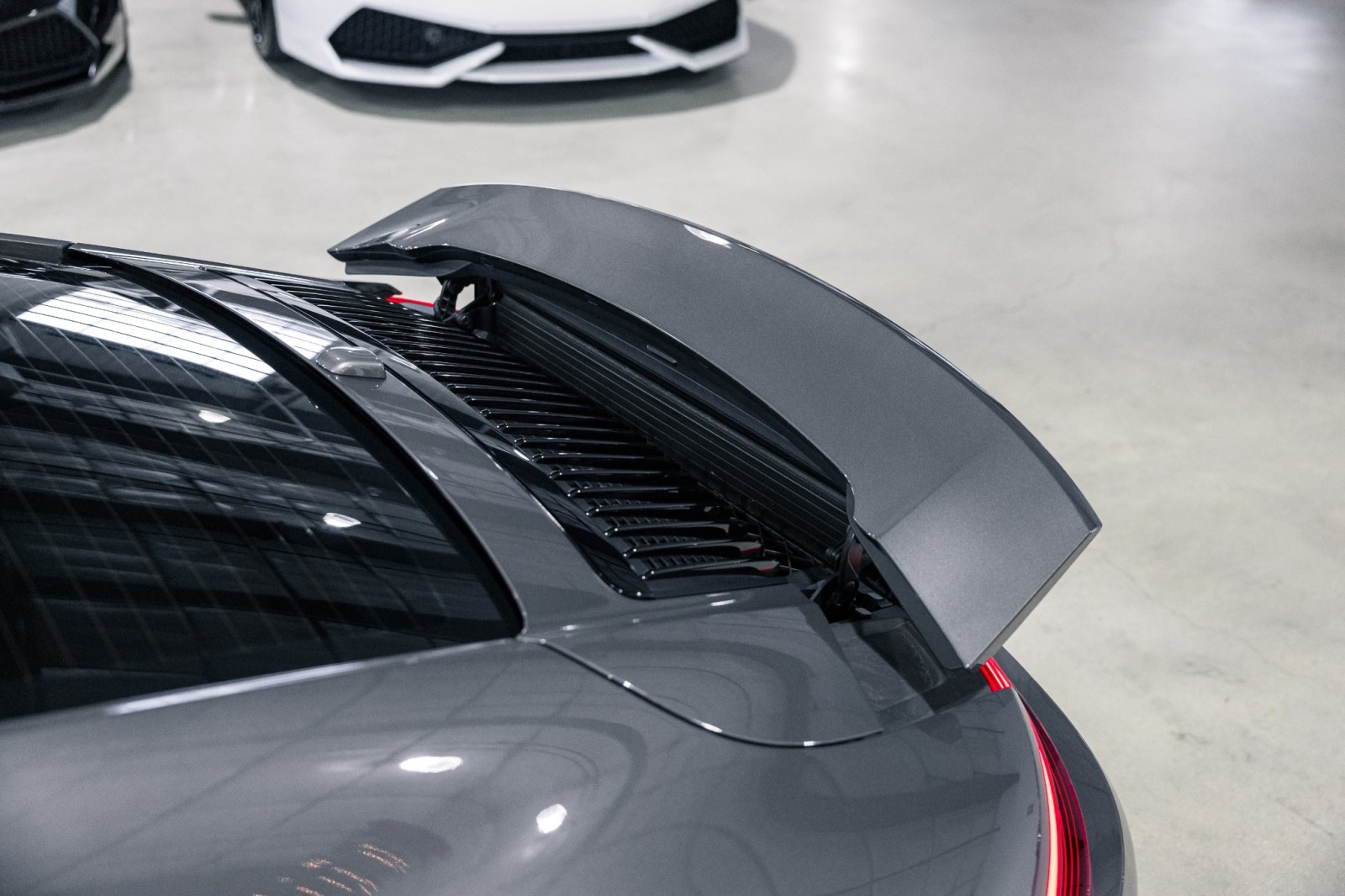 Used Car 2019 Porsche 911  Carrera S - Sport Chrono Package - Sport Exhaust - Bose Surround Sound For Sale Under $130,000 In Boerne, Texas