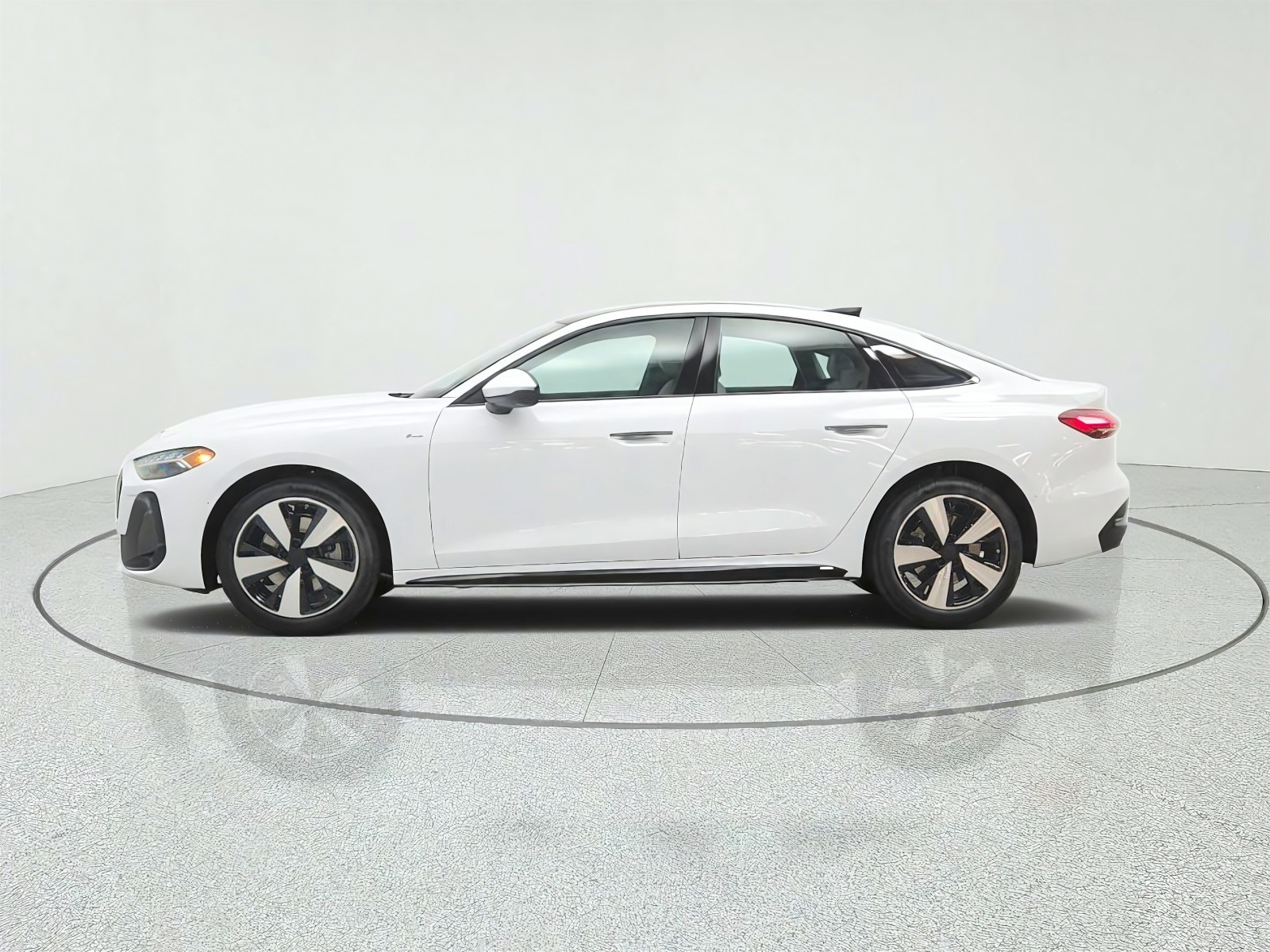 New 2026 Arkona White Audi Premium Plus 2.0 TFSI quattro image 8