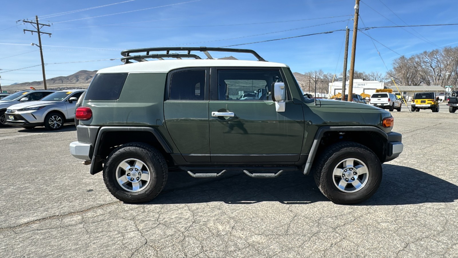 2010 Toyota FJ Cruiser  2