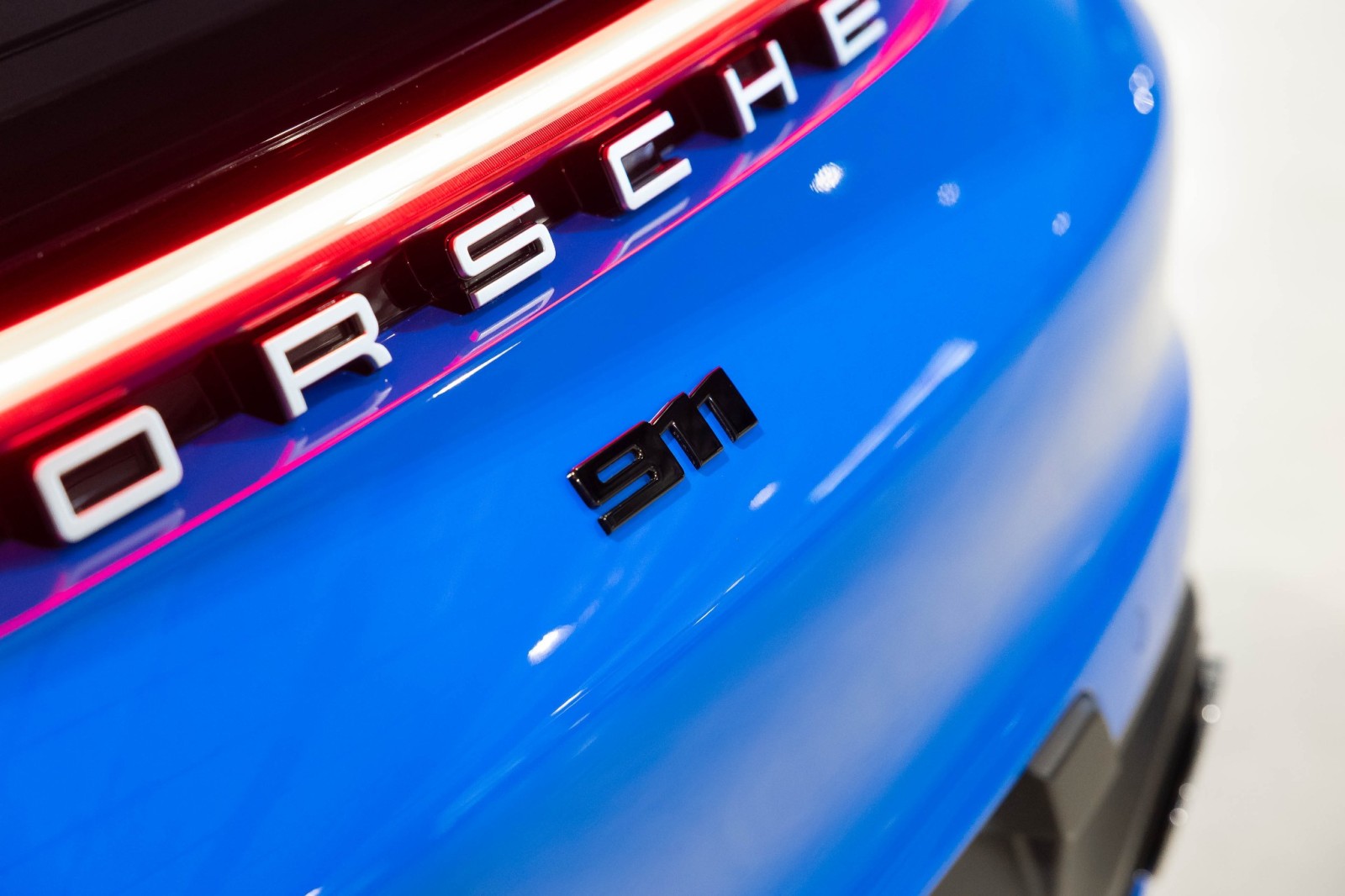 Used Car 2022 Porsche 911  Carrera S - Manual Transmission - Rear Axle Steering - Sport Package For Sale Under $170,000 In Boerne, Texas