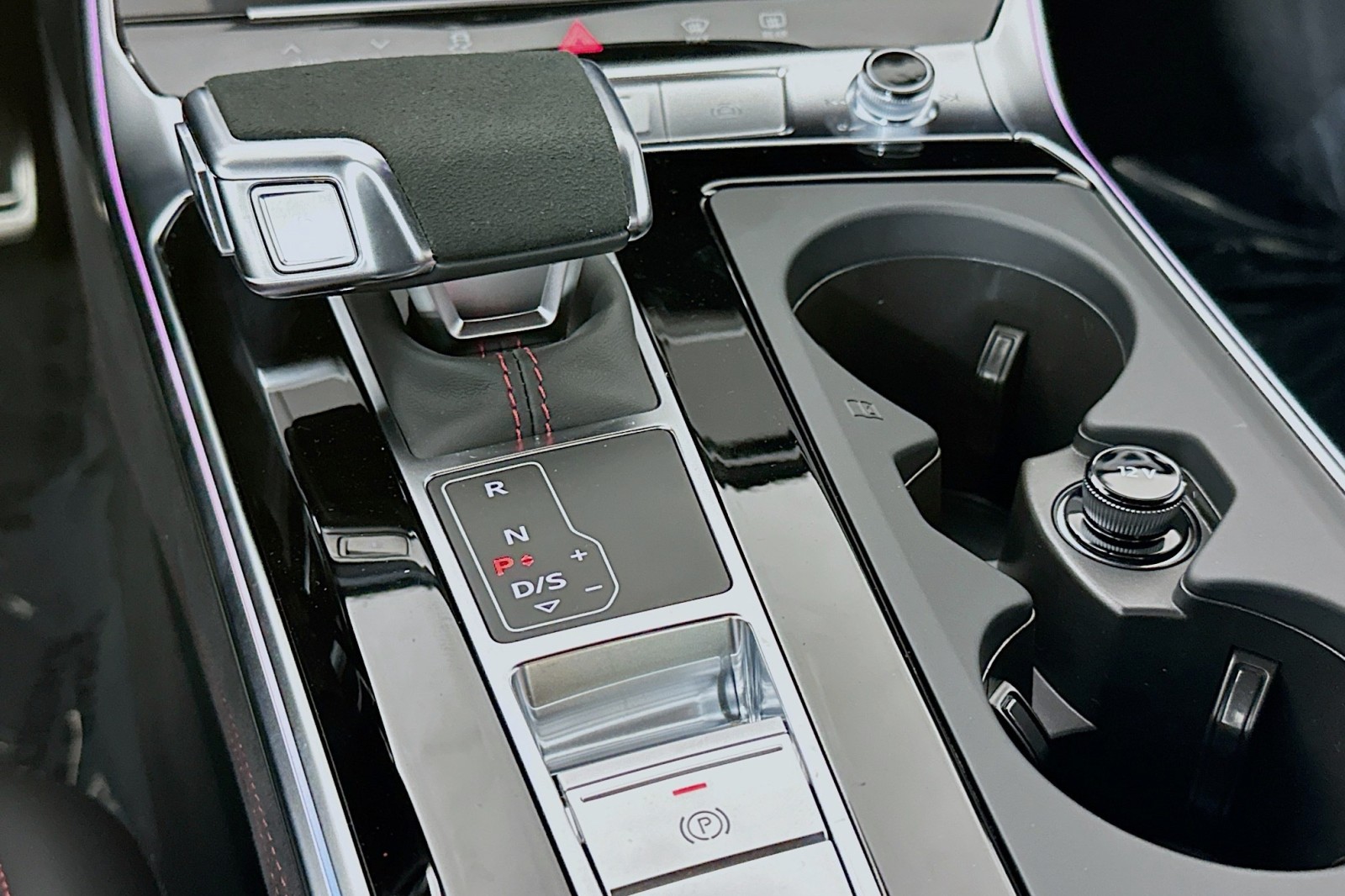 New 2026 Daytona Gray Pearl Effect Audi performance image 7