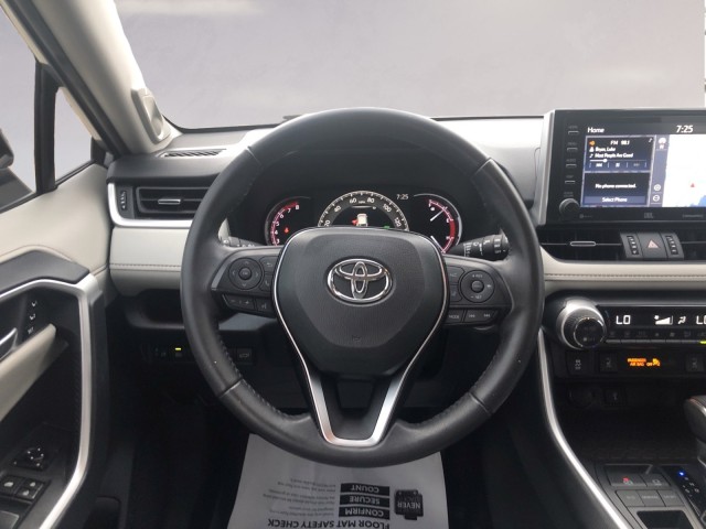 2021 Toyota RAV4 Limited 12