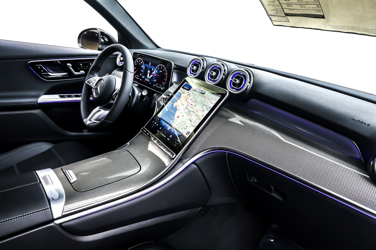 New 2026 Black Mercedes-Benz GLC 300 SUV image 5