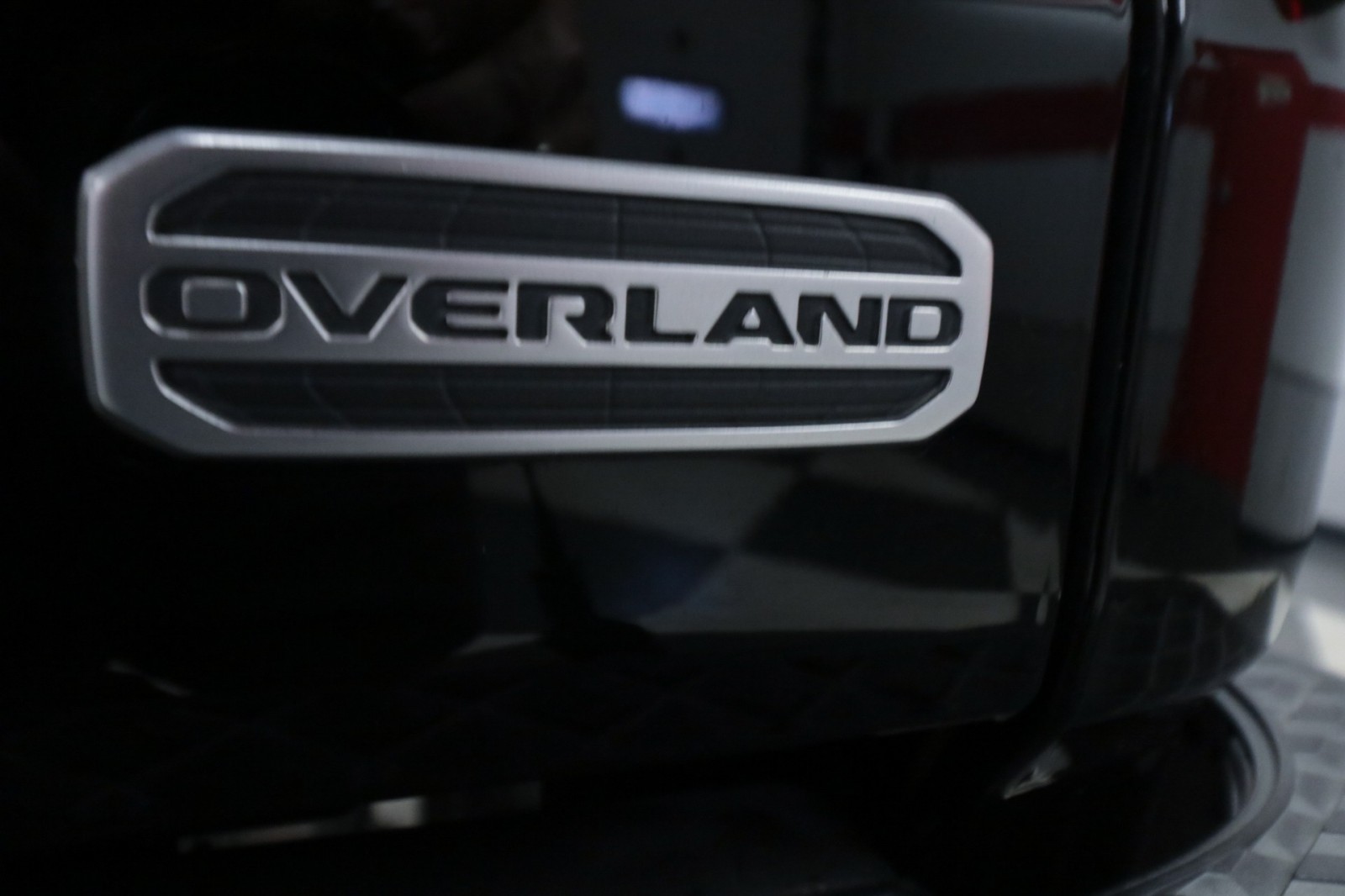Used Car 2022 Jeep Gladiator  Overland For Sale Under $35,000 In Austin, Texas