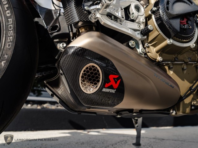 Ducati STREETFIGHTER