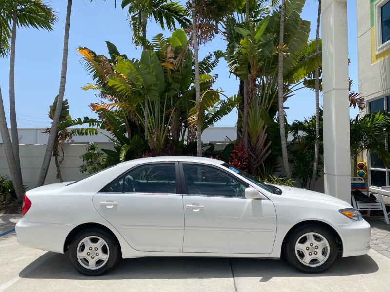 2003 Toyota Camry LE LOW MILES 61,005 in , 