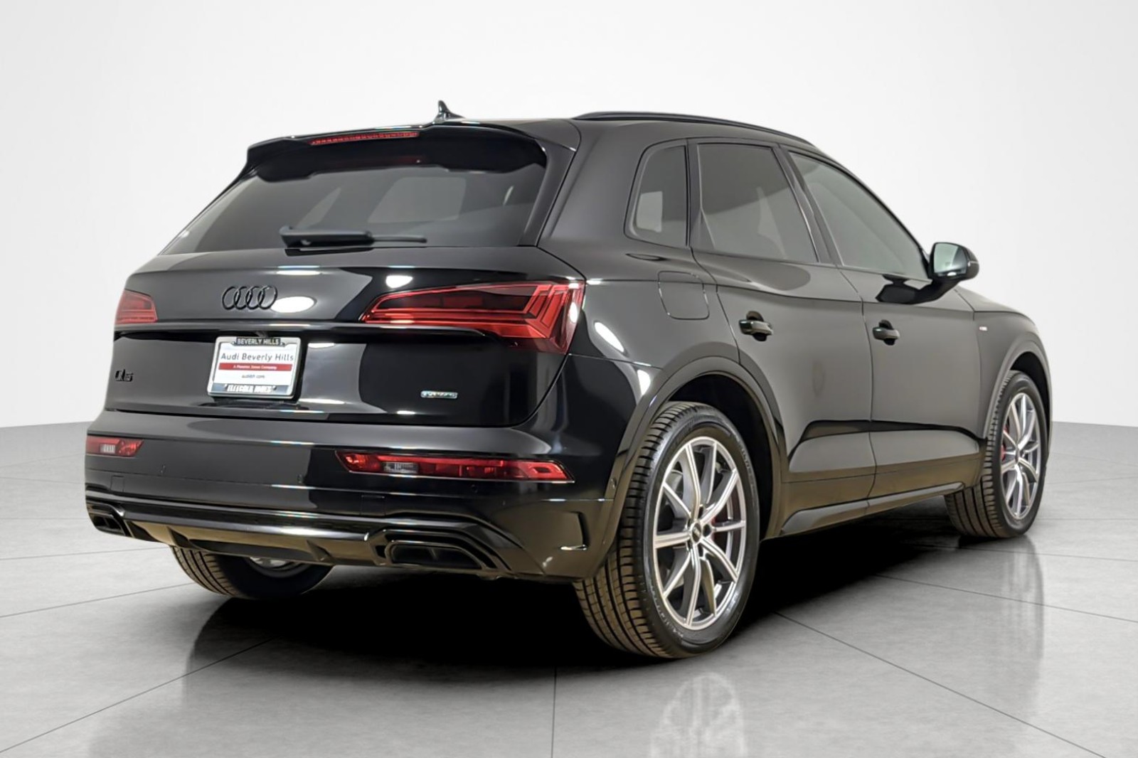 Used 2024 Mythos Black Metallic Audi S line Prestige 55 TFSI e quattro image 5