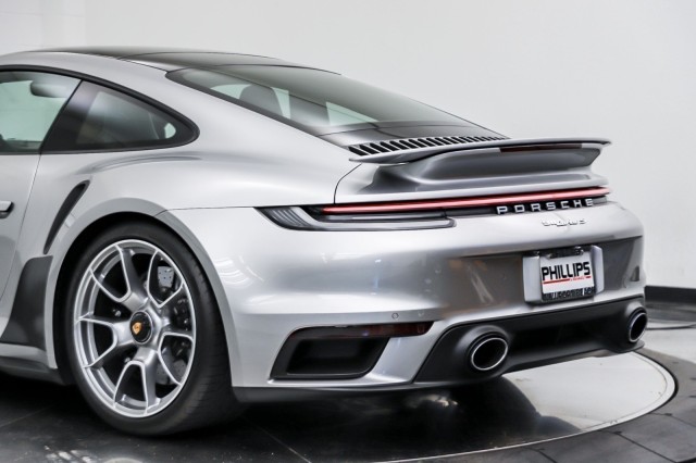 2022 Porsche 911 Turbo 10