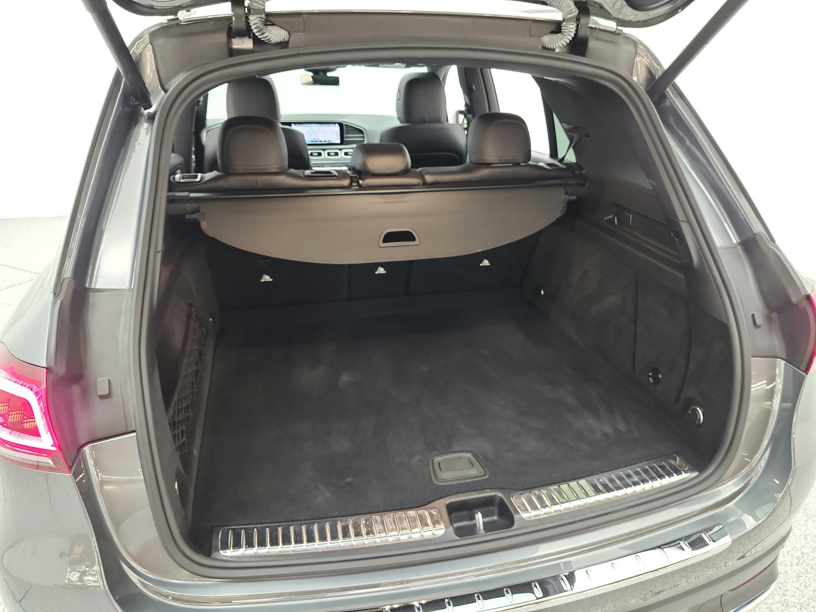 Used 2023 Selenite Grey Metallic Mercedes-Benz GLE 350 SUV image 22