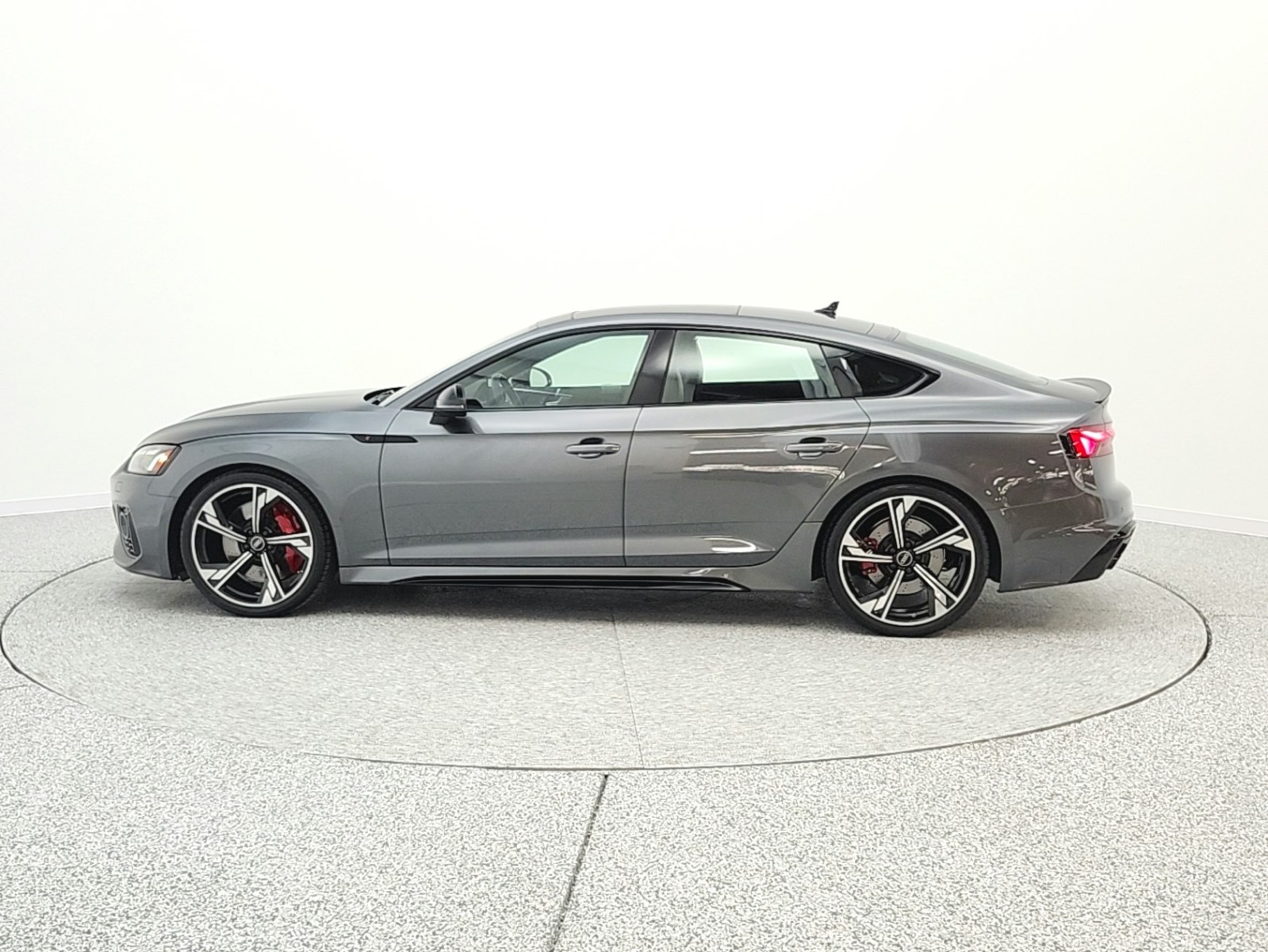 Used 2023 Daytona Gray Pearl Effect Audi 2.9 TFSI quattro image 8