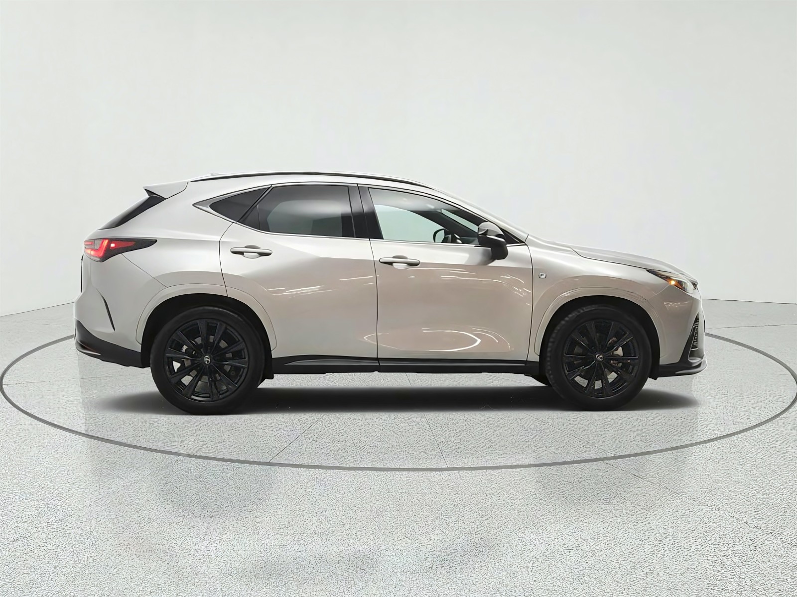 Used 2024 Atomic Silver Lexus NX 350 F SPORT Handling AWD image 4