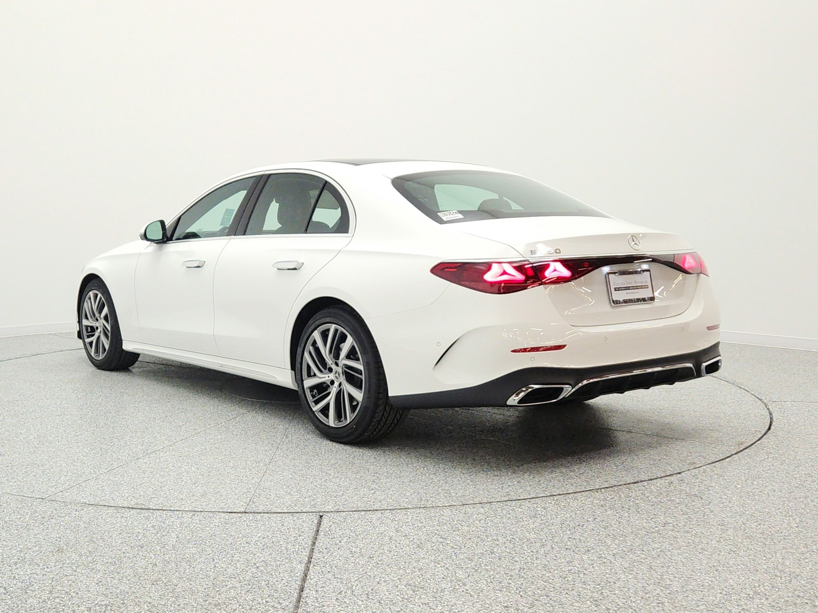 New 2026 Polar White Mercedes-Benz E 350 RWD Sedan image 7