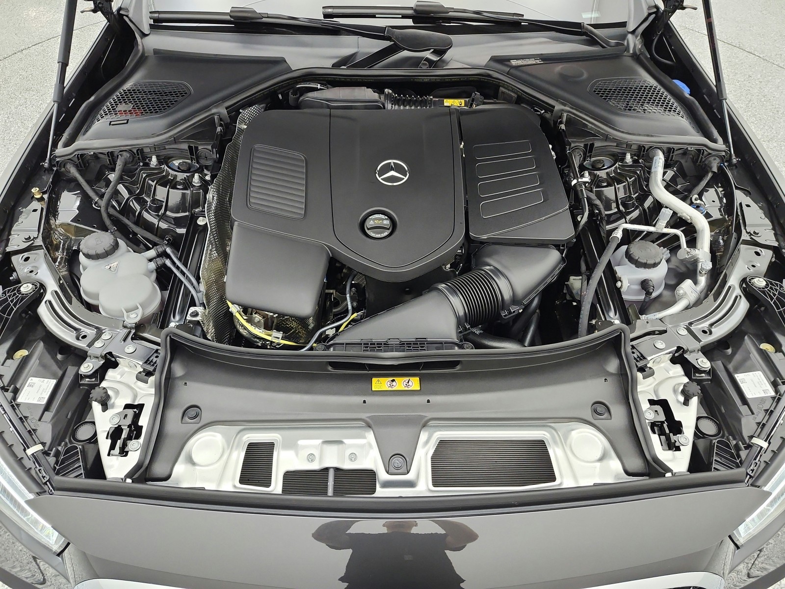 New 2027 Graphite Grey Metallic Mercedes-Benz E 350 RWD Sedan image 12