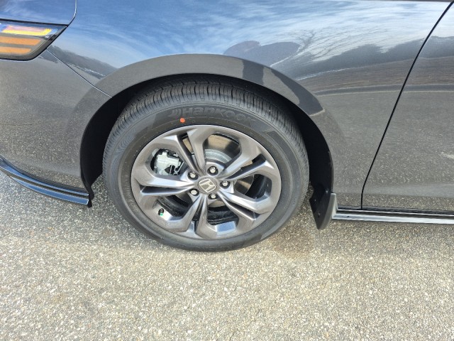 HondaAccord Hybrid17