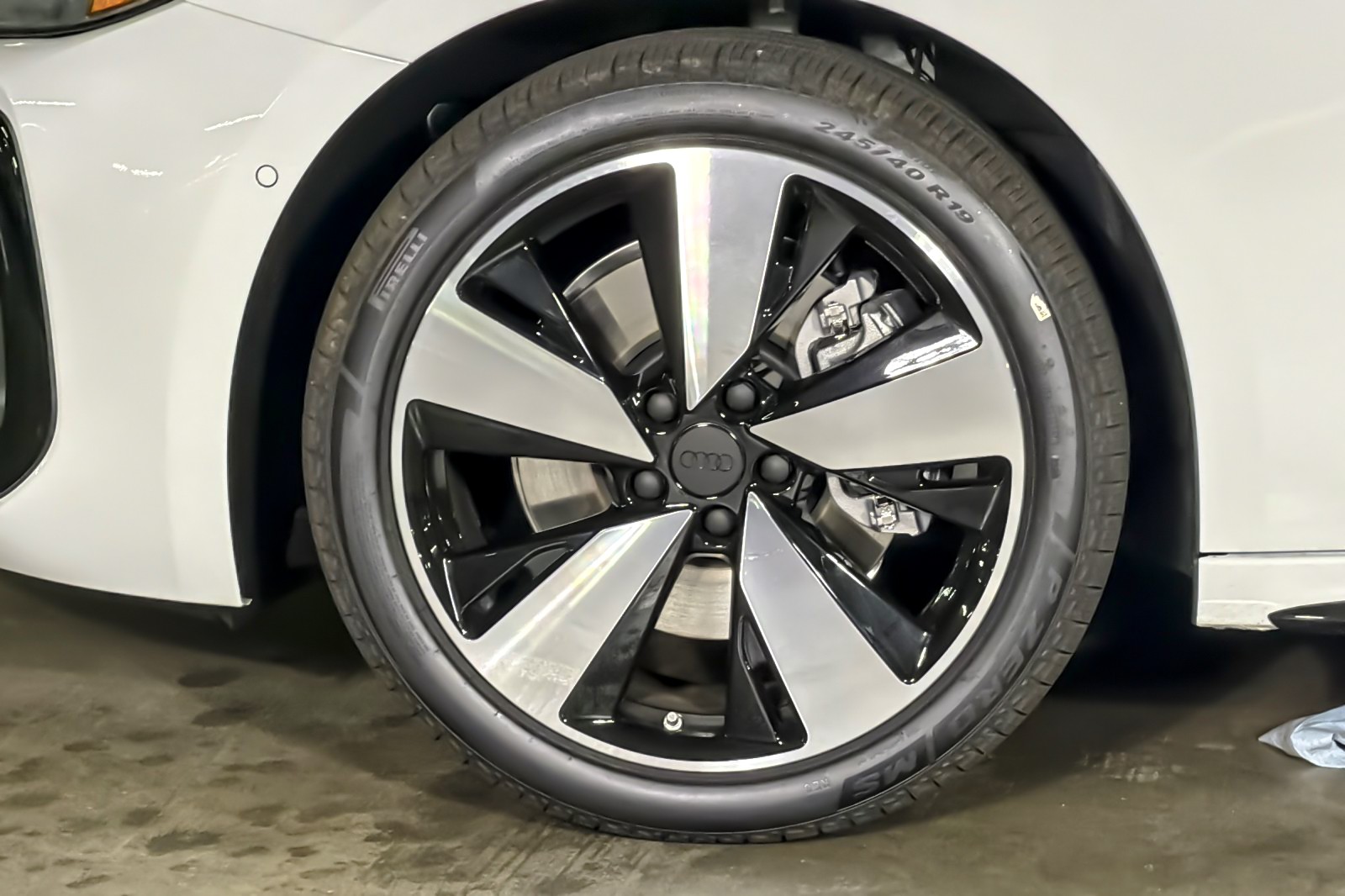 New 2026 Arkona White Audi Premium 2.0 TFSI quattro image 24