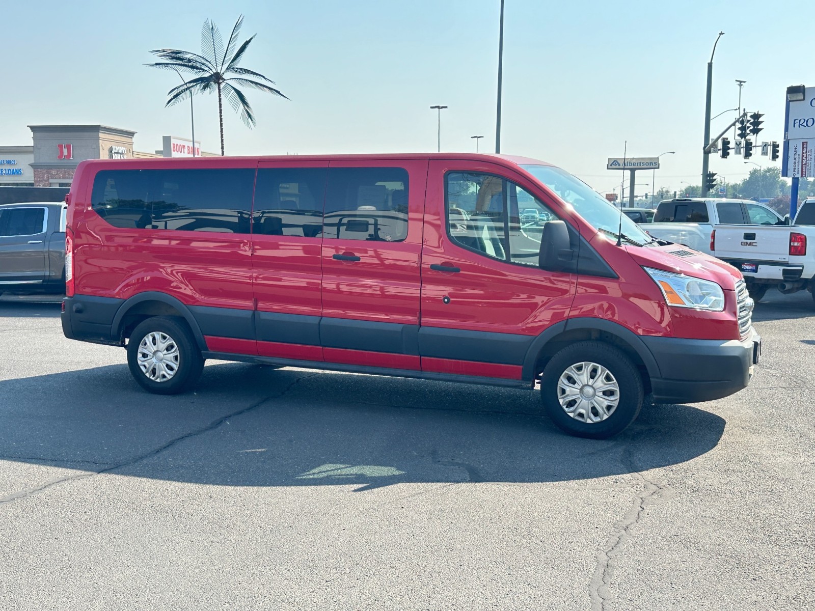 2015 Ford Transit Wagon XLT 4