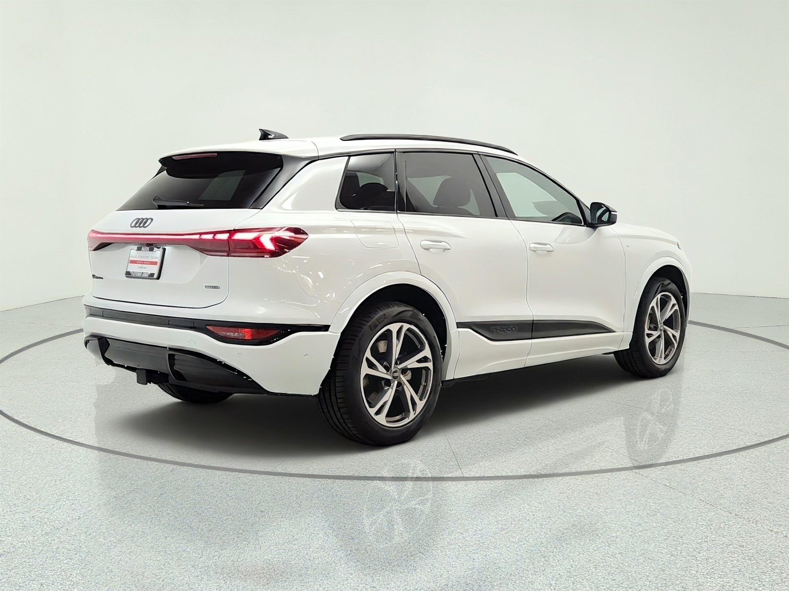 New 2027 Glacier White Metallic Audi Premium Plus quattro image 5