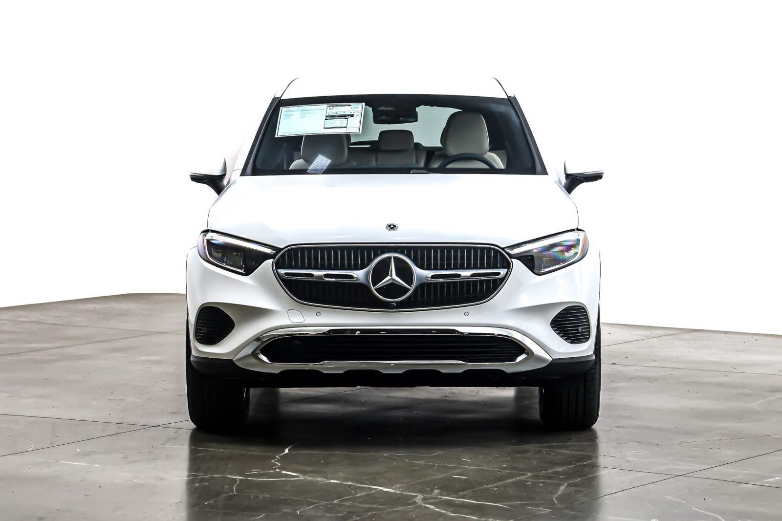 New 2026 Polar White Mercedes-Benz GLC 300 image 2