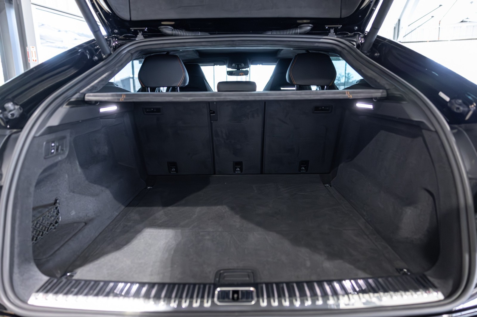 Used Car 2019 Lamborghini Urus  For Sale Under $200,000 In Boerne, Texas