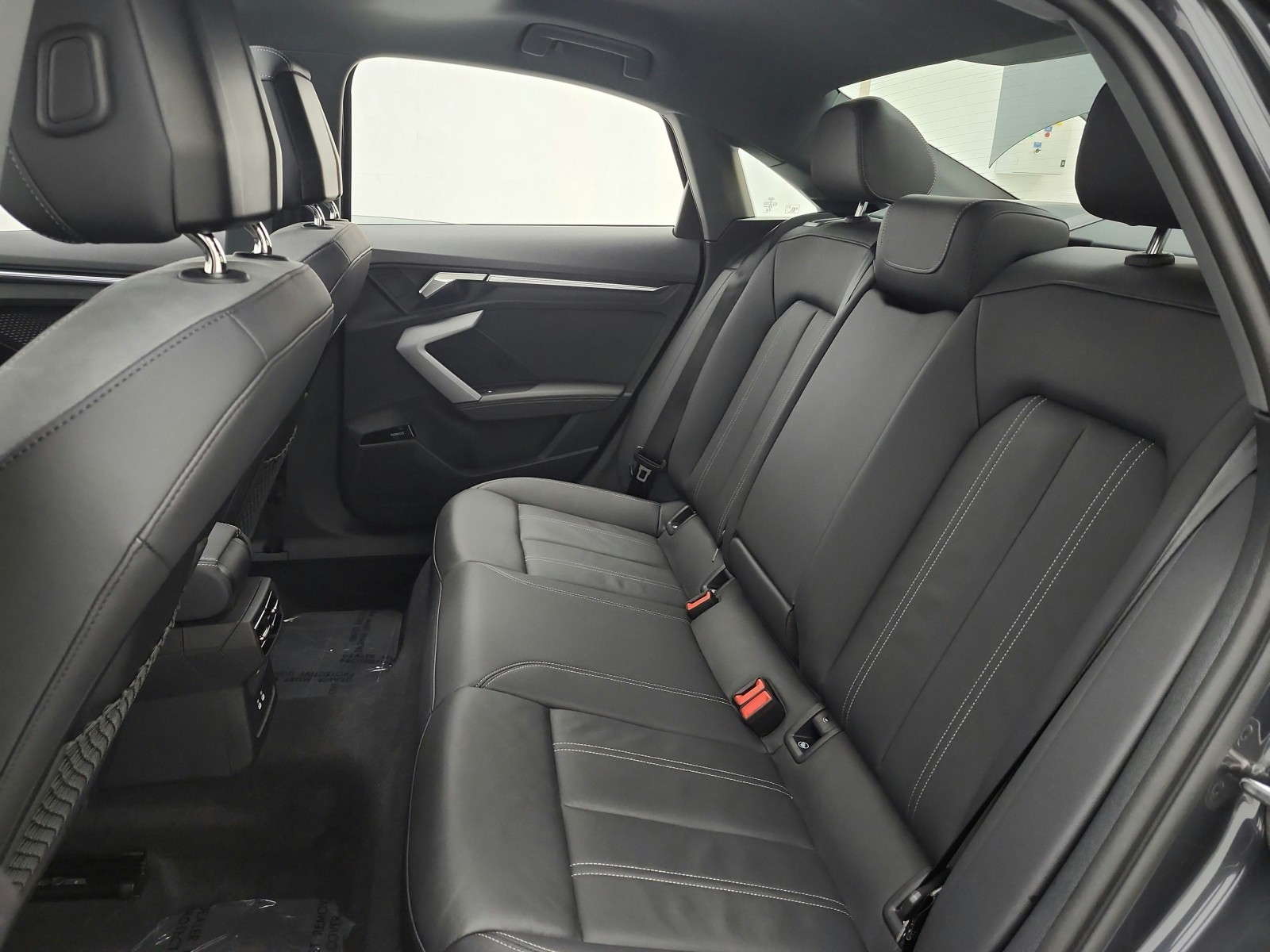 Used 2025 Manhattan Gray Metallic Audi Premium Plus 40 TFSI quattro image 14