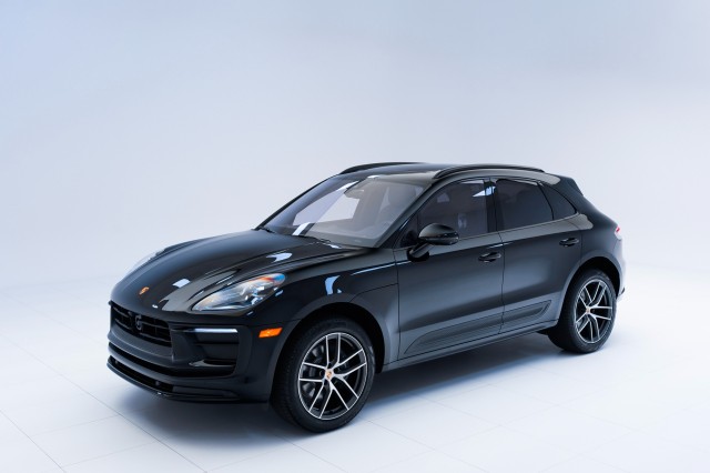 2024  Macan  in , 
