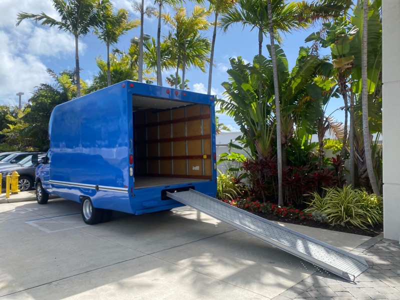 2006 Ford Econoline Commercial Cutaway LOW MILES 27,641 1 OWNER in , 