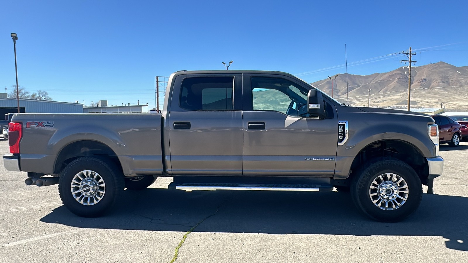 2020 Ford Super Duty F-250 XL STX 2