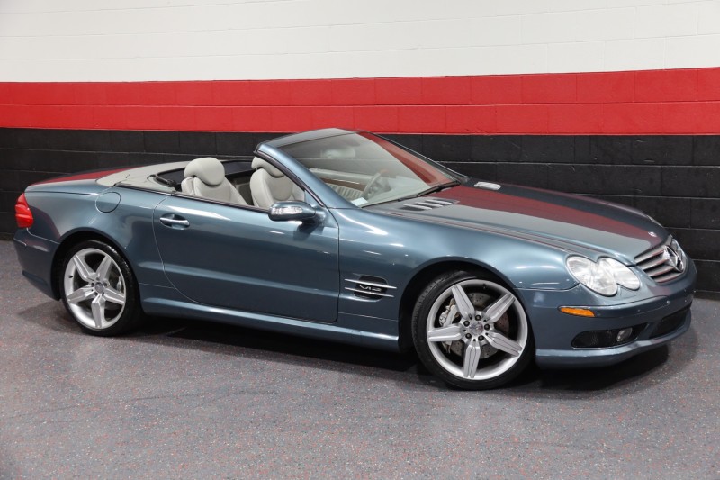 2004 Mercedes-Benz SL600 V12 AMG Sport 2dr Convertible in , 